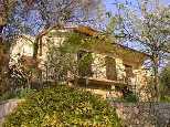 House No.61, 1 apartment, 4 people