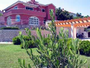 Apartments in Banjol on Rab Island