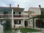 House No.186, 2 apartments for 2-4 persons