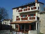 House No.157, 9 apartments and 5 rooms for 2-6 persons